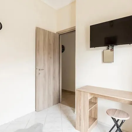Apartment Nikol White Tower Of